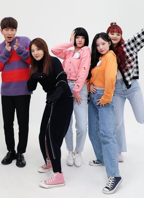 Pink Cherry Cardigan | Yuqi - (G)I-DLE