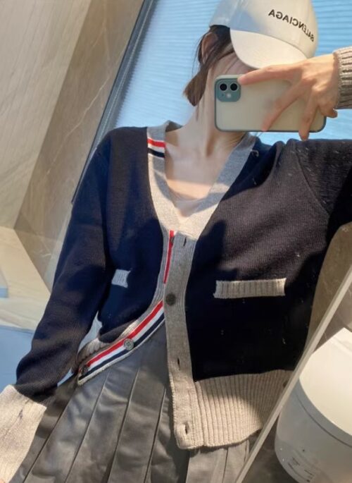Navy Blue Cardigan With Grey Details | Jisung - Stray Kids