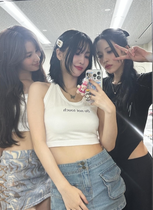 Blue Abstract Pattern Lace-Up Denim Skirt | Sana - Twice